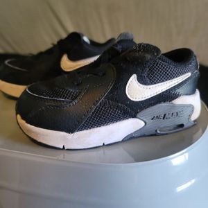 Nike toddler 8c Airmax